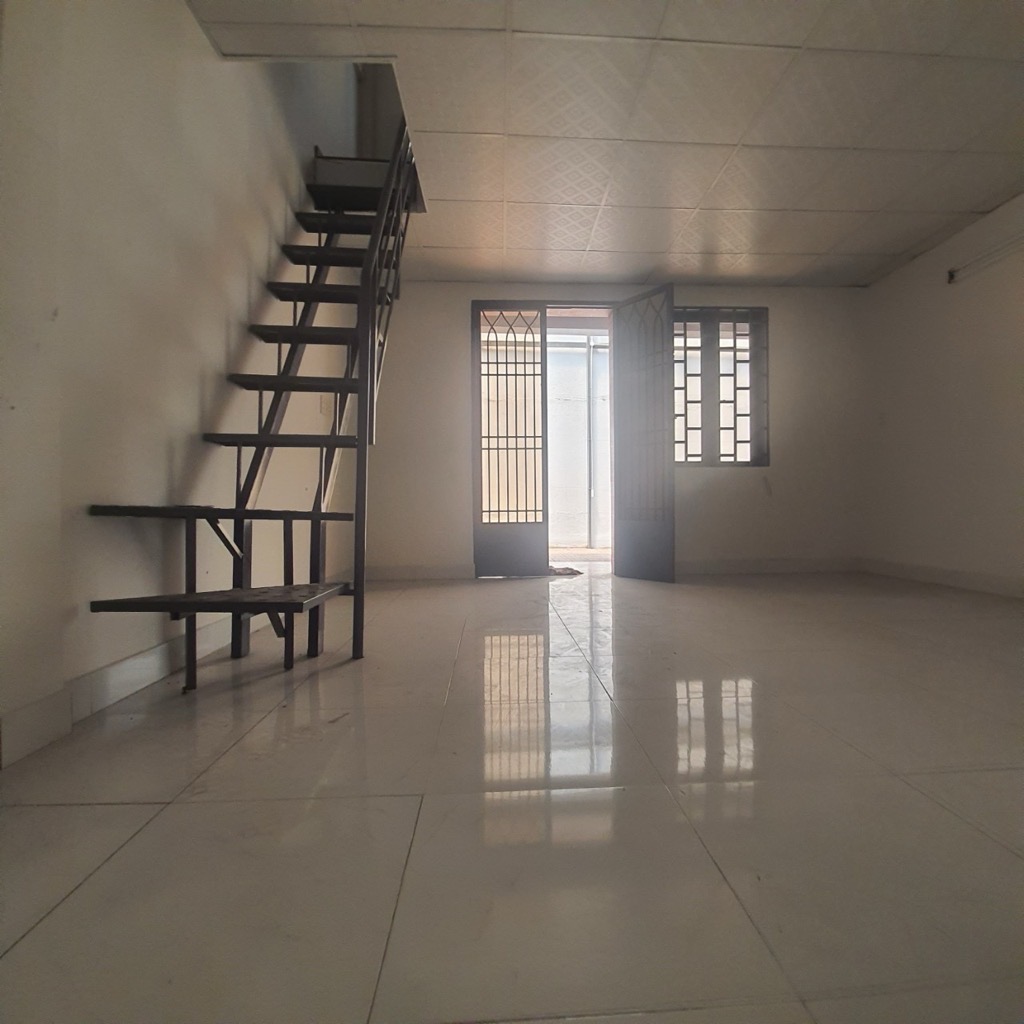 Bánh Nhanh Nhà  MặtTiền Hà Huy Giáp, P- Thạnh Lộc Q12 - 300m2 Chỉ  16 tỷ, - Ảnh 1